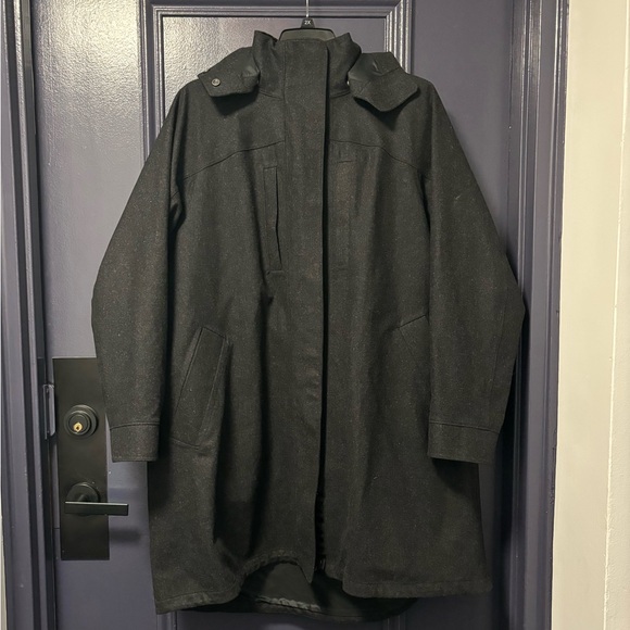 Lululemon Roam Far Wool Jacket Size 14 P2P: 25” - Picture 2 of 7